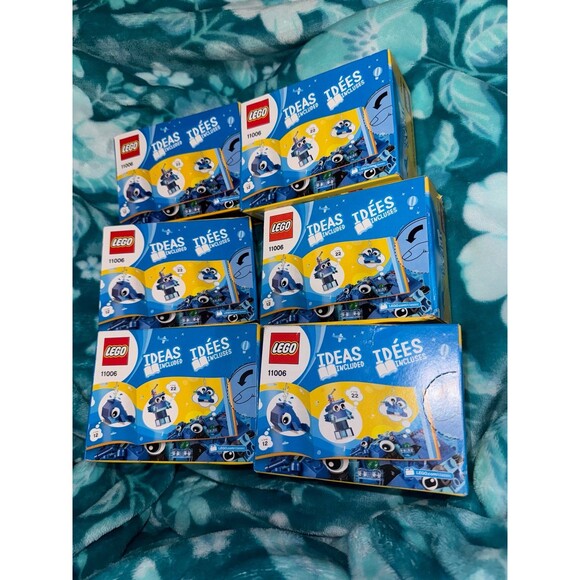 (6) LEGO blue 52 piece sets bundle - Picture 3 of 6